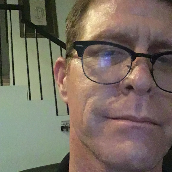 Meet your Posher, Sean - Picture 1 of 1